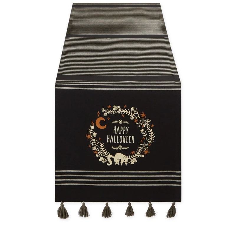 Spooky Wreath Table Runner