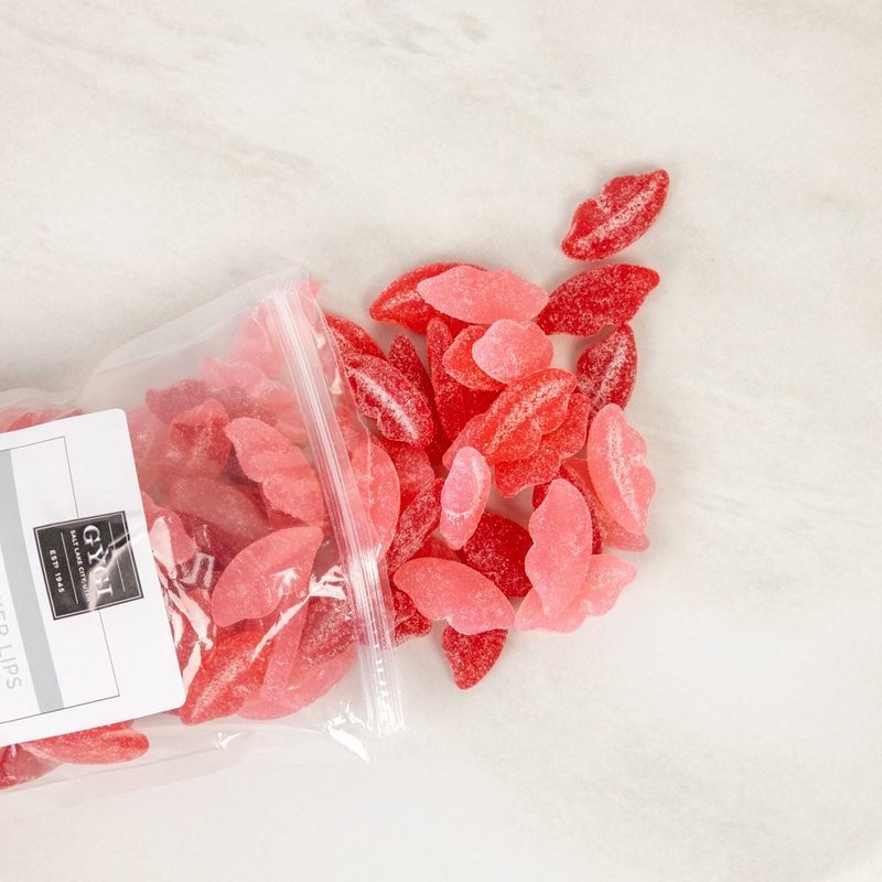 Sour Pucker Lips - 2 Lb Bag