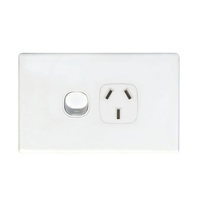 Tradesave Single 10A Horizontal Power Point. Removable Cover.