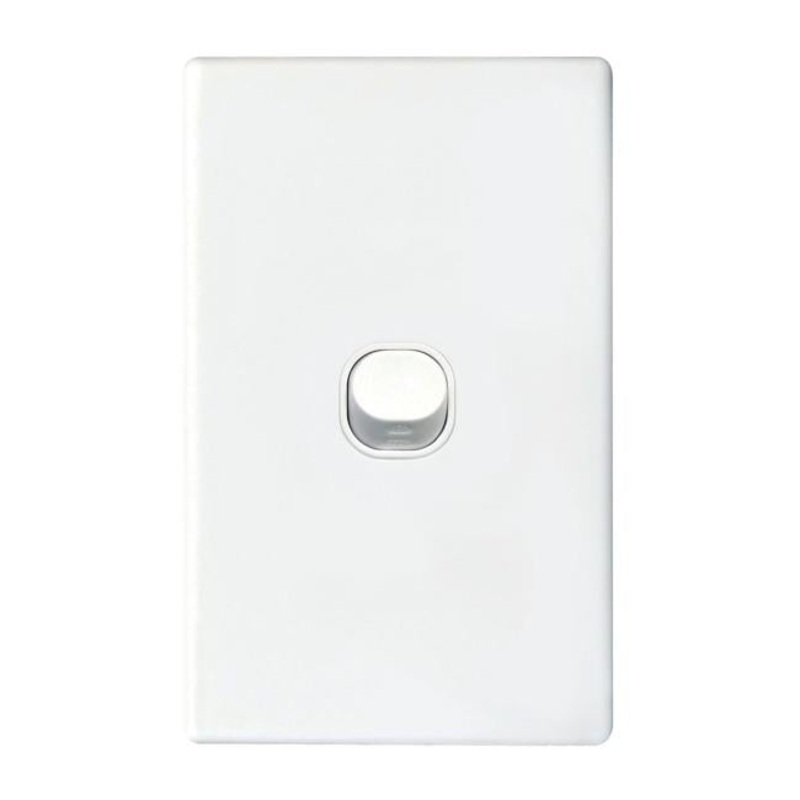 Tradesave Slim 16A 2-Way Vertical 1 Gang Switch. Moulded In Flame