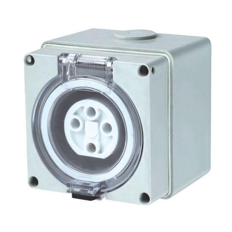 Tradesave Weatherproof Socket 5 Pin 20A