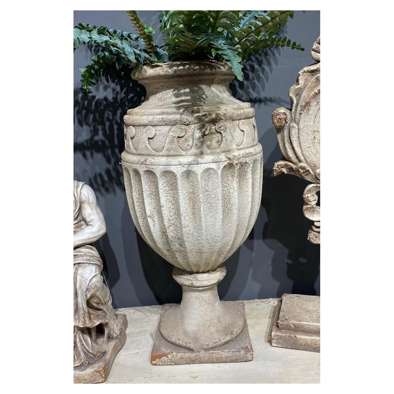 Rembrandt Vintage Urn - Antique Marble QD5013