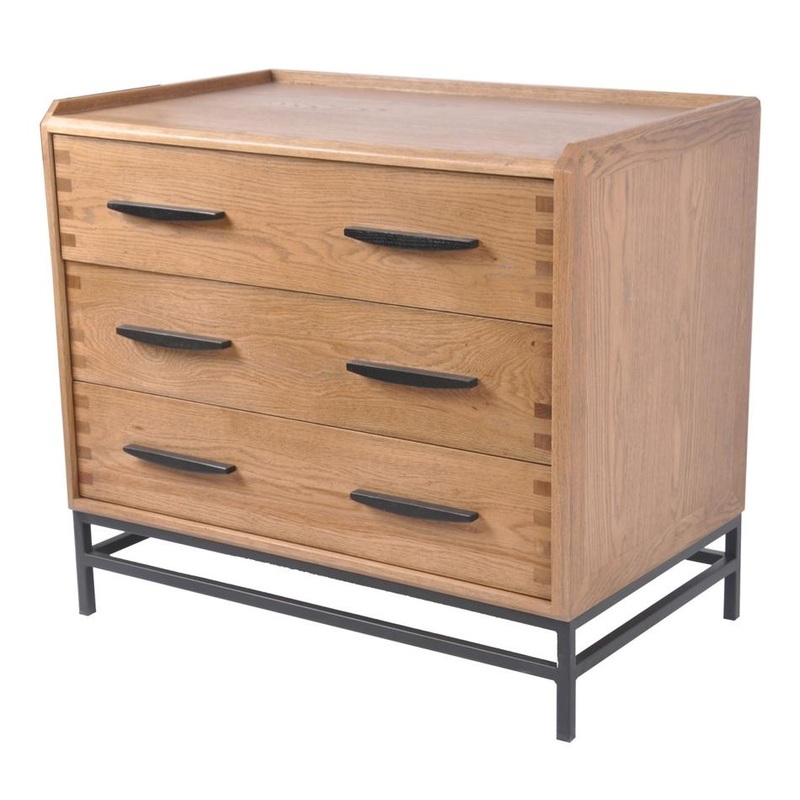 Rembrandt Chest - Oak/Metal BR3027