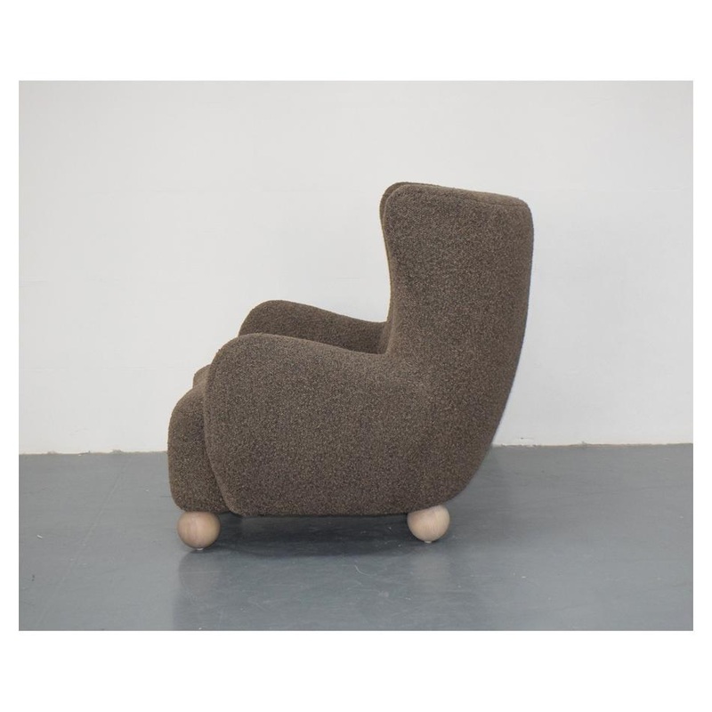 Rembrandt Oliver Chair - Dark Grey HH1011